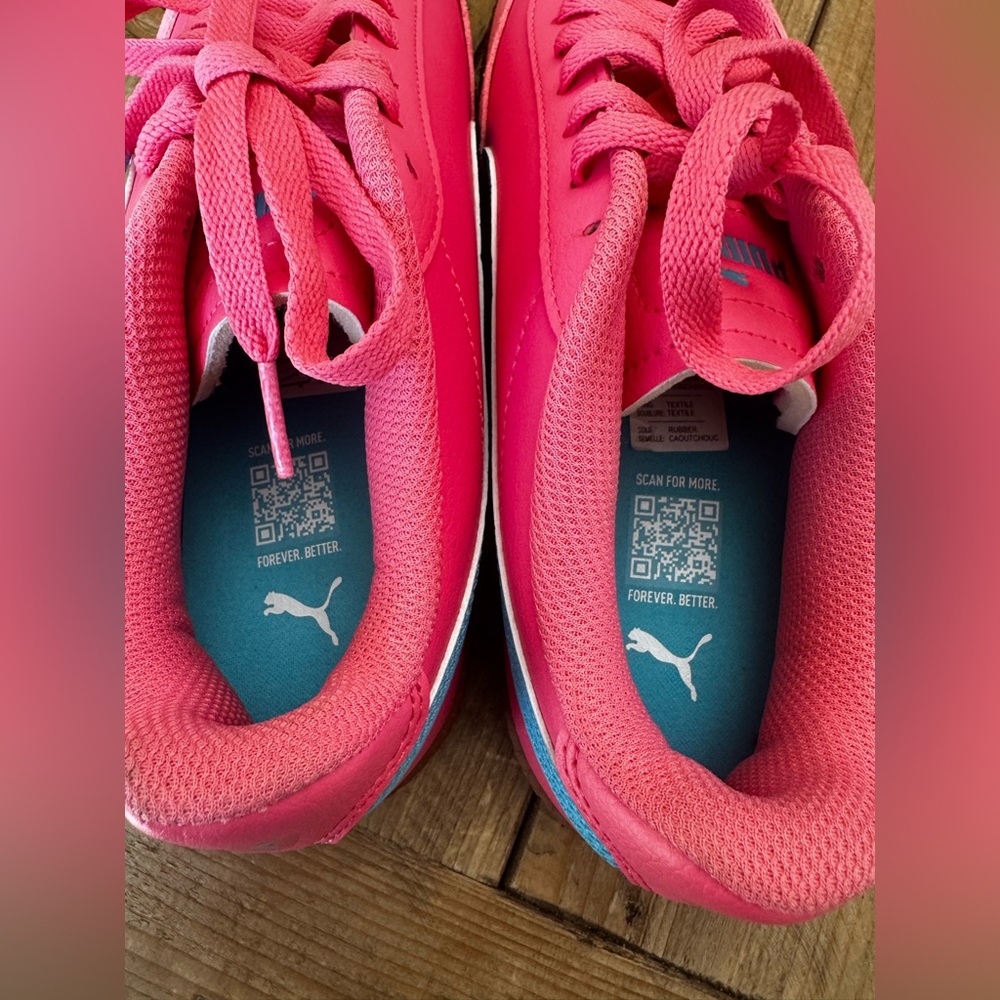 Puma Club 5v5 Women's Bright Pink/Bright Blue sneakers $83 Size 8.5 - Picture 5 of 7